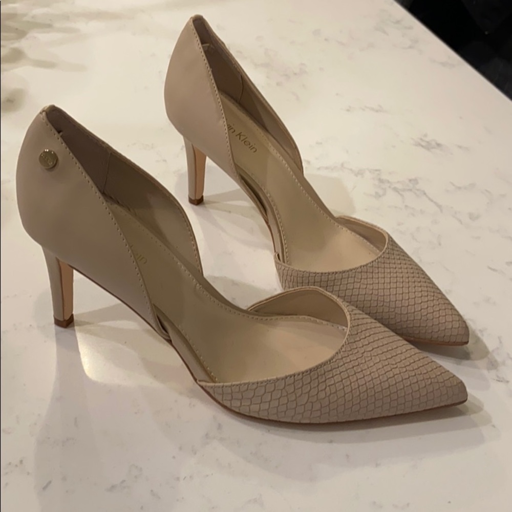 Calvin Klein tan heels